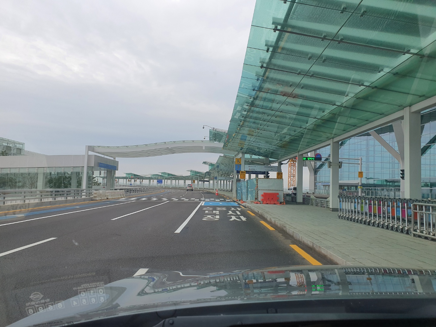 1785037361_qF8PsJi9_b52c6004e2a18839d365408f87e83a3c772f9bf4.jpg 이미지크게보기