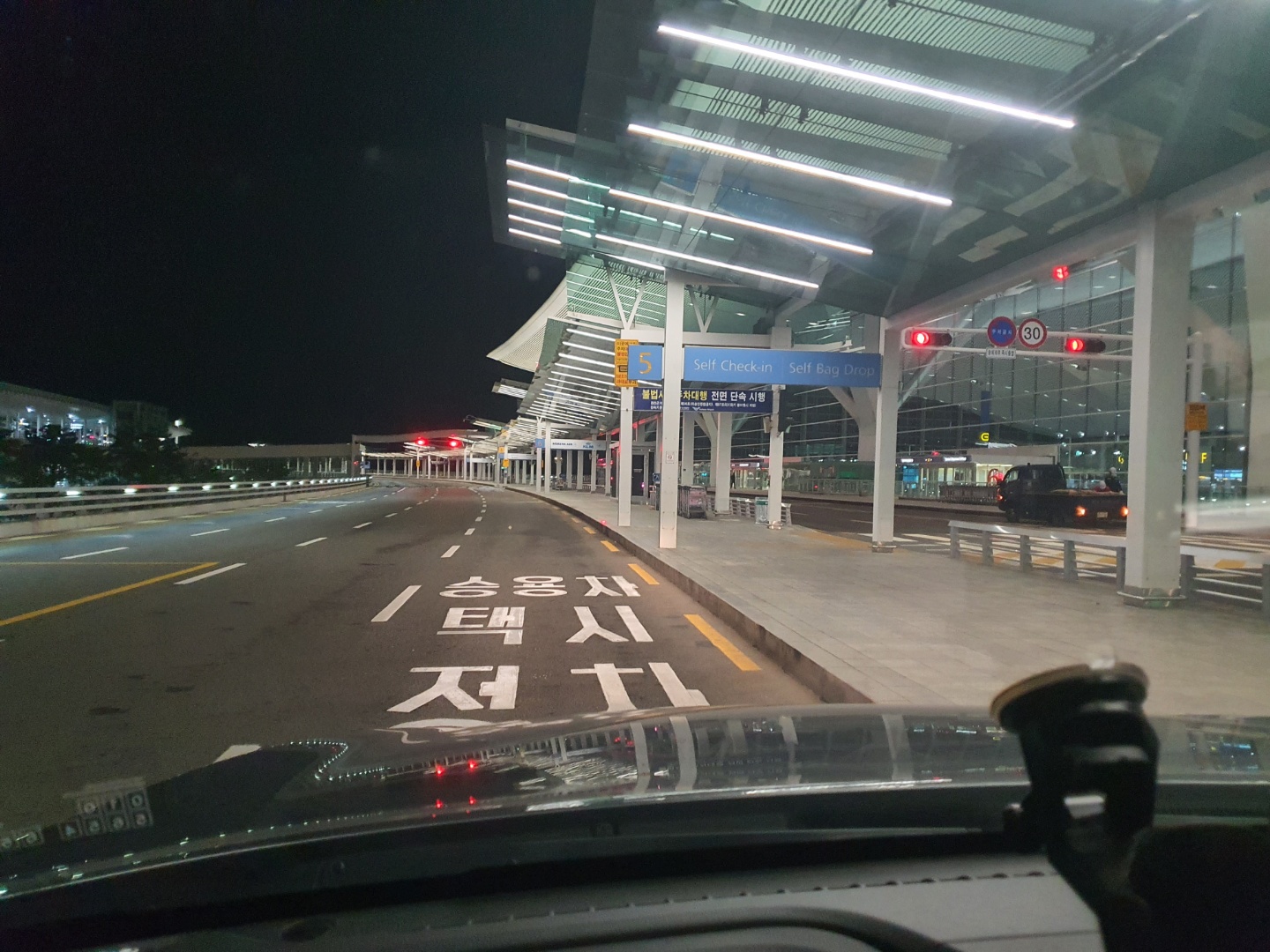 3743828138_CwJex1fV_e96b06b68373947fbae2bf7ee5b4974aec6b47ee.jpg 이미지크게보기