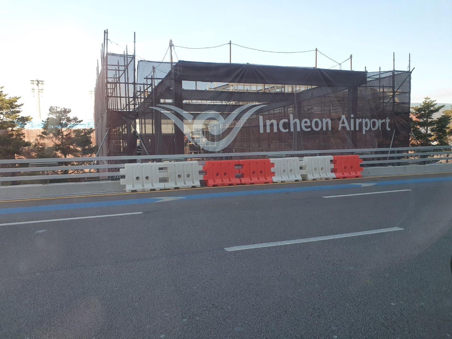 3743828138_xHOet6lf_bd0d250dd3045eb507ac476b61ec0a09265f65c0.jpg 이미지크게보기